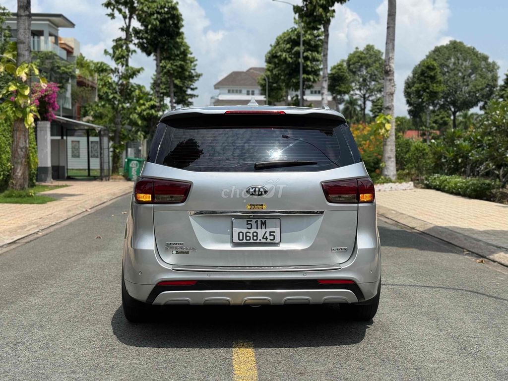 Kia Sedona 2.2L DATH 2018 - ảnh 4