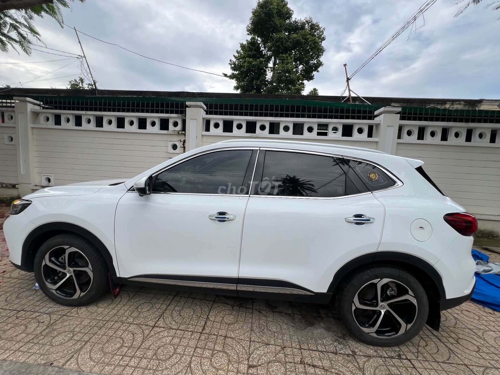 MG HS 2024 - ảnh 1