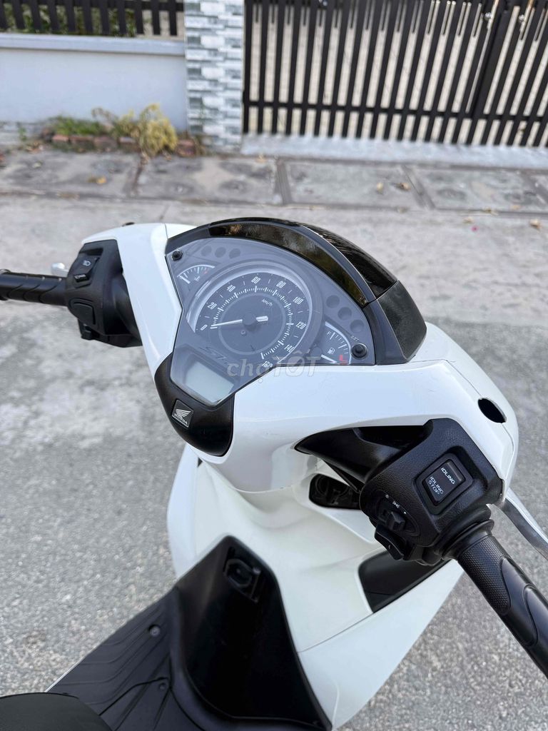 Honda SH 2017 - ảnh 4