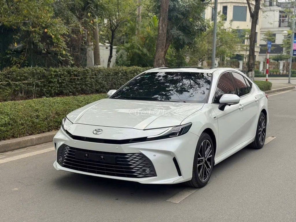 Toyota Camry 2026 - ảnh 3