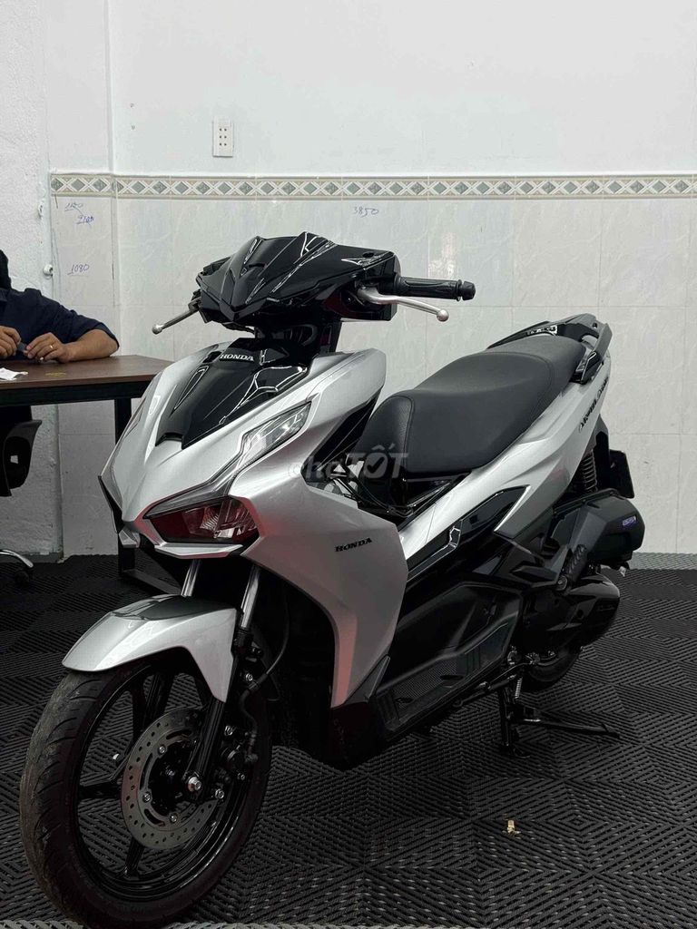 Honda Airblade 2024 - ảnh 1