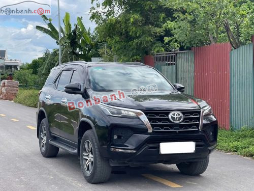 Toyota Fortuner 2.7V 4x2 AT 2021 - ảnh 2