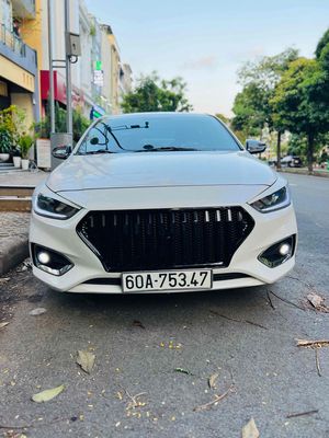 Hyundai Accent - ảnh 1