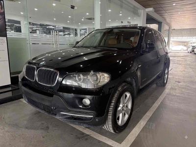 BMW X5 - ảnh 1