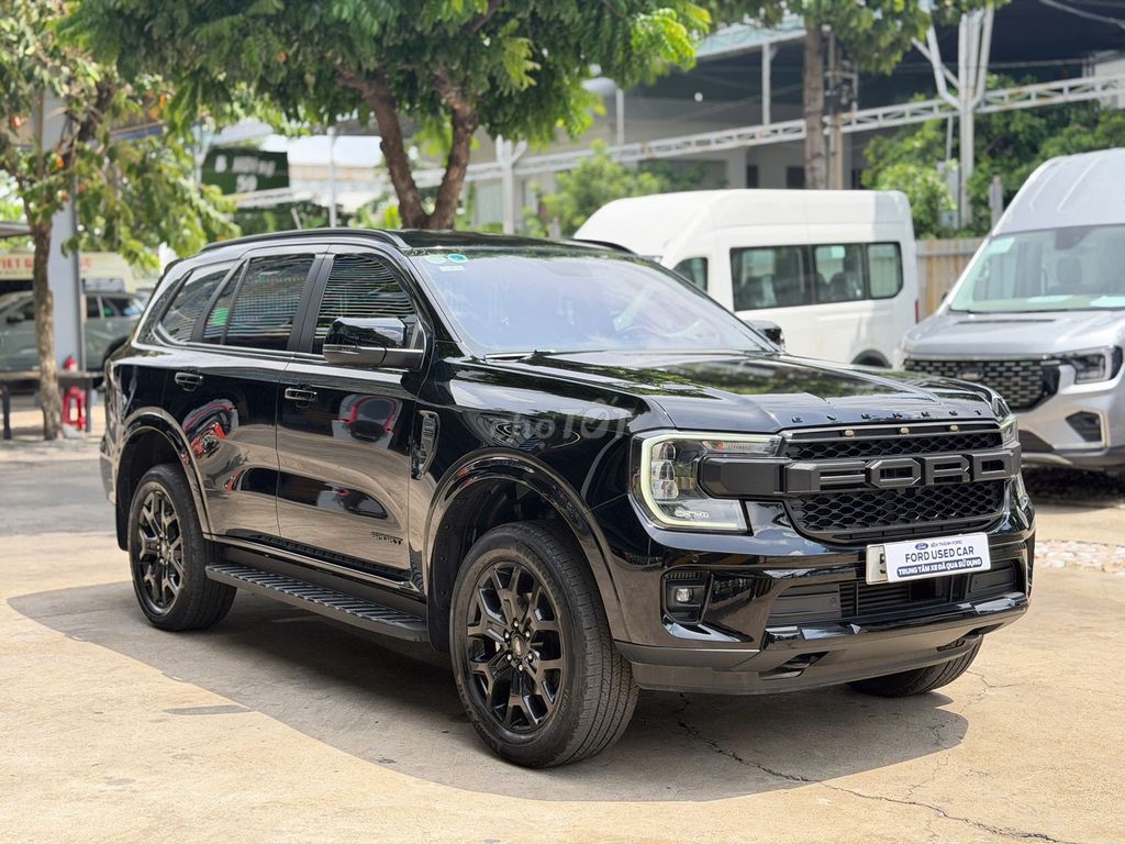 Ford Everest 2025 - ảnh 3