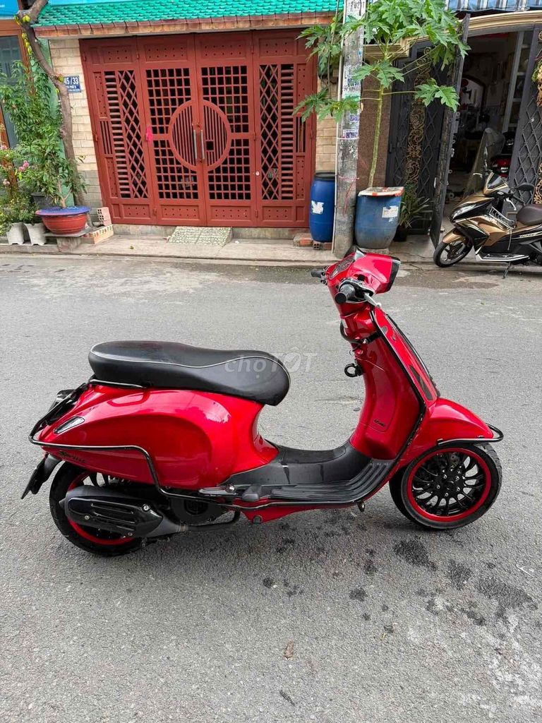 Piaggio Vespa 2021 - ảnh 1