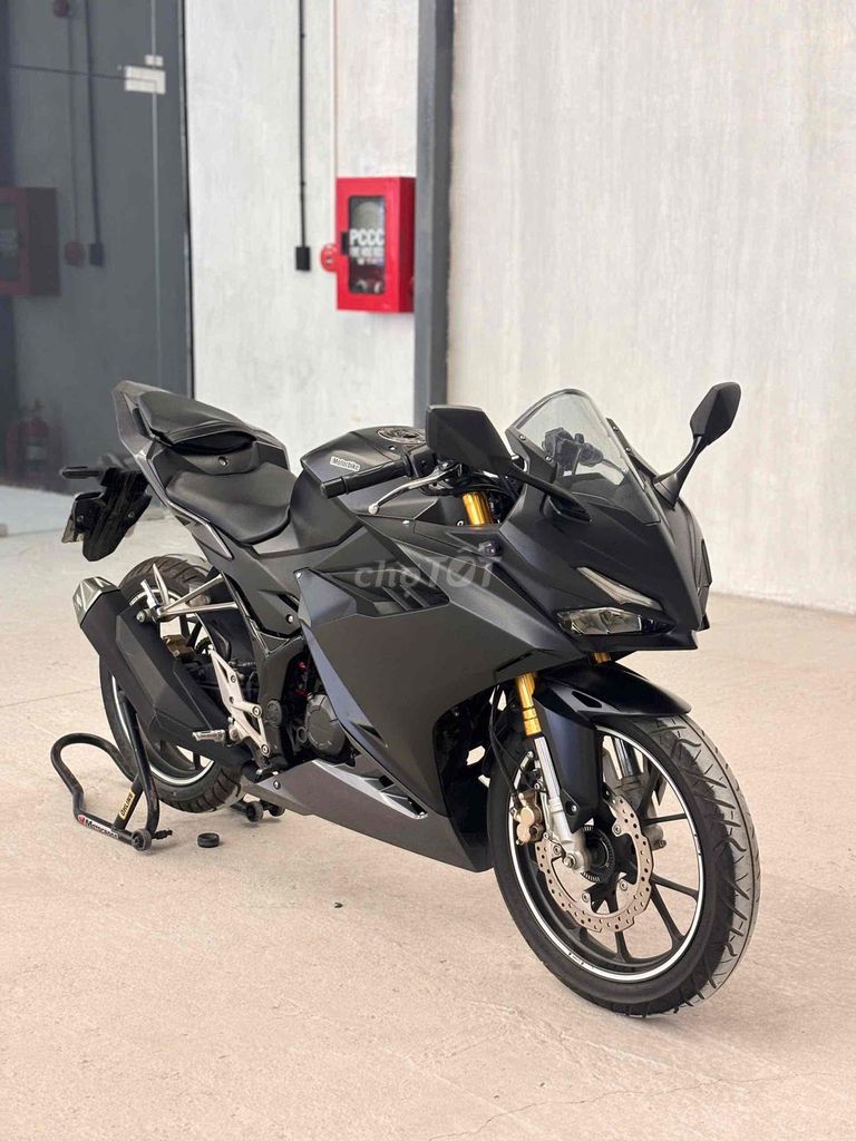 Honda CBR 2022 - ảnh 1