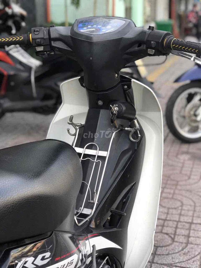 Yamaha Sirius 2017 - ảnh 5