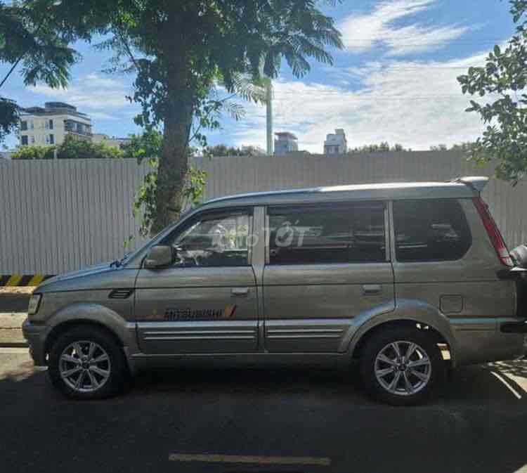 Mitsubishi - ảnh 1