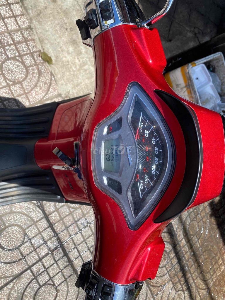 Piaggio Vespa 2023 - ảnh 1
