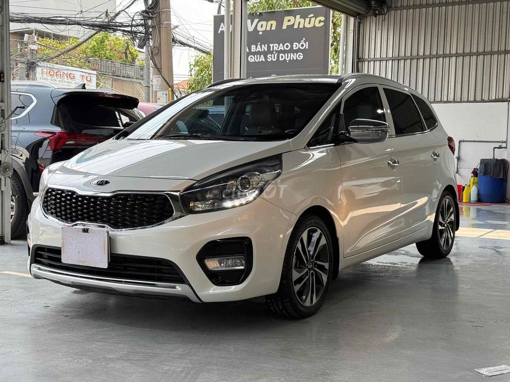 Kia Rondo 2020 - ảnh 2