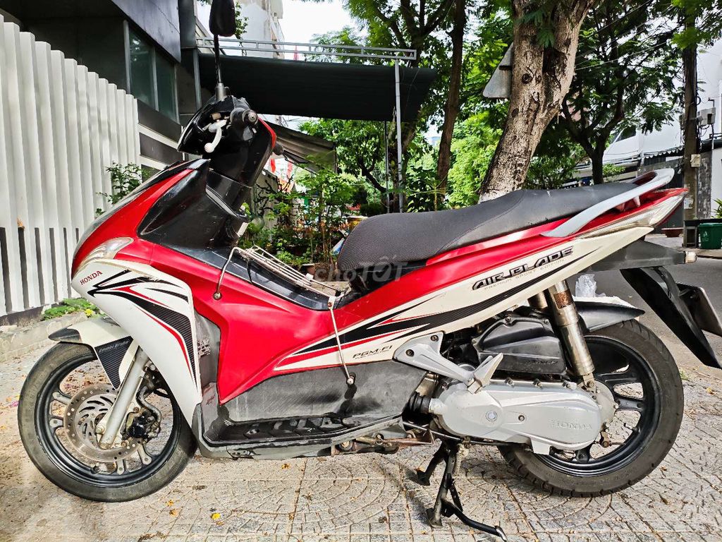 Honda Air Blade 2011 - ảnh 2