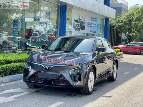 VinFast VF7 Eco 2026 - ảnh 1