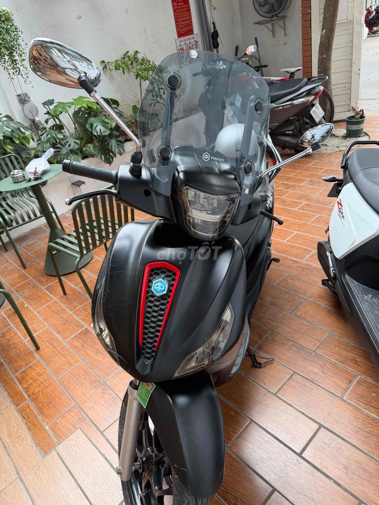 Piaggio Medley 2022 - ảnh 1