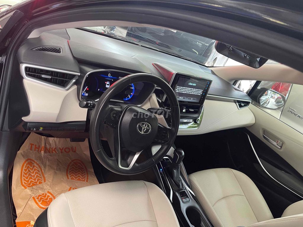 Toyota Corolla altis 1.8V 2022 - ảnh 5