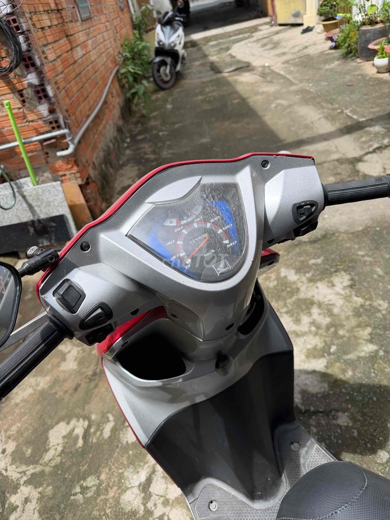 Honda Vision 2012 - ảnh 5