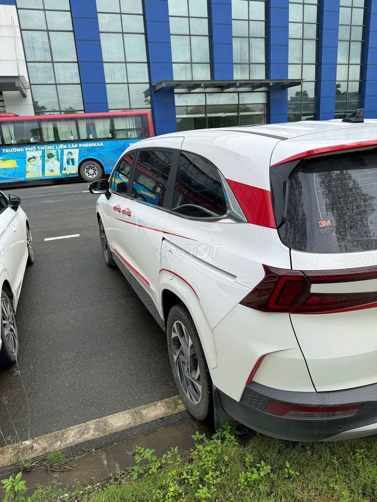 Hyundai Custin - ảnh 3