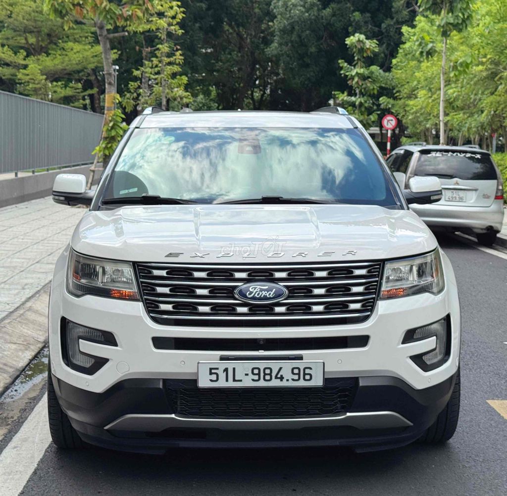 Ford Explorer 2017 - ảnh 1