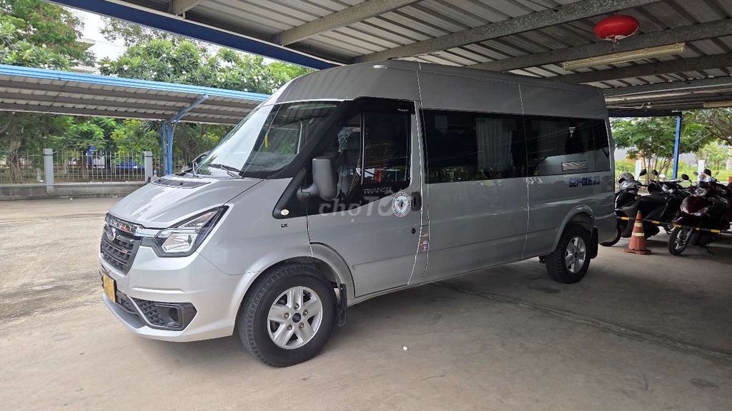 Ford Transit - ảnh 2