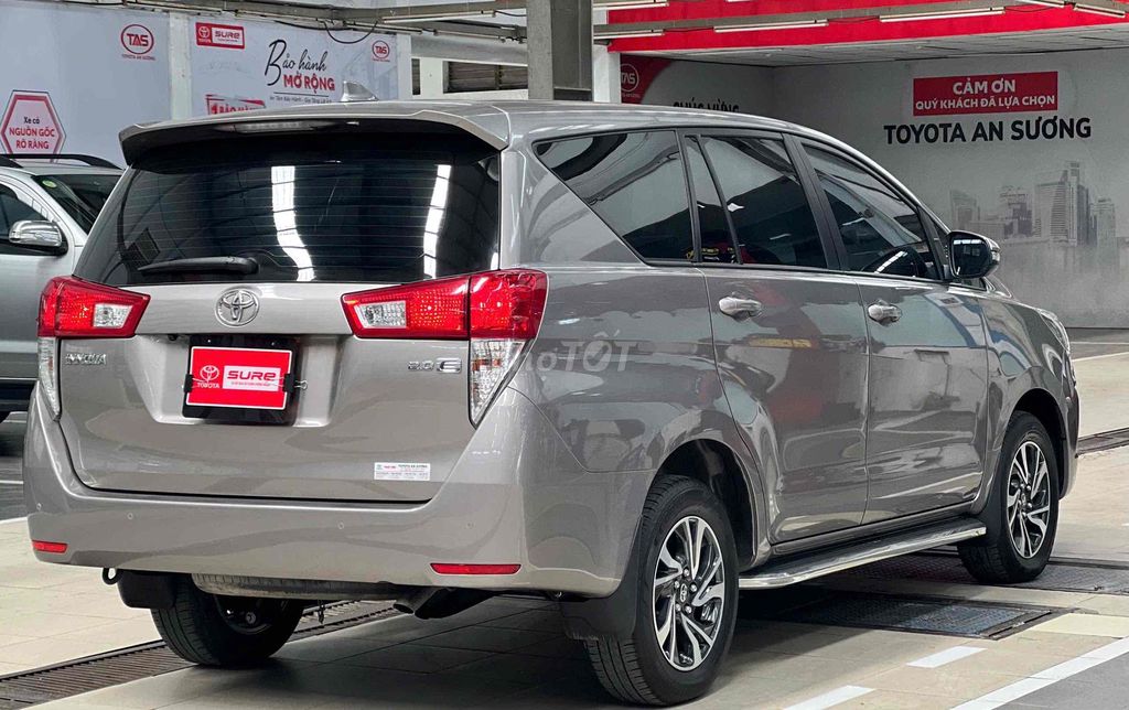 Toyota Innova 2.0E 2022 - ảnh 3