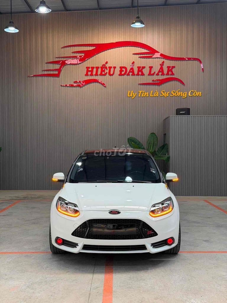 Ford Focus 2013 - ảnh 1