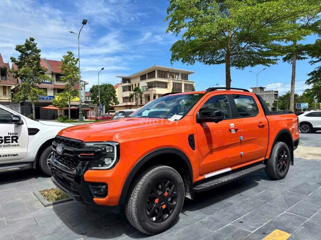 Ford Ranger - ảnh 2
