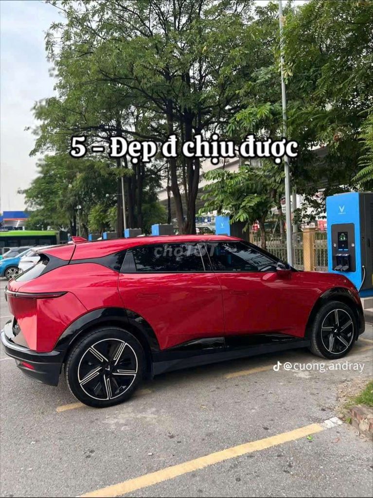 VinFast VF7 Plus - ảnh 4
