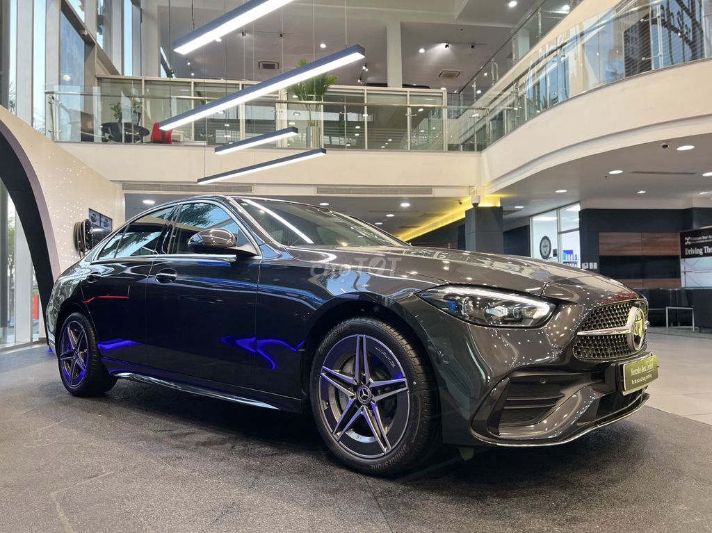 Mercedes-Benz 2026 - ảnh 2