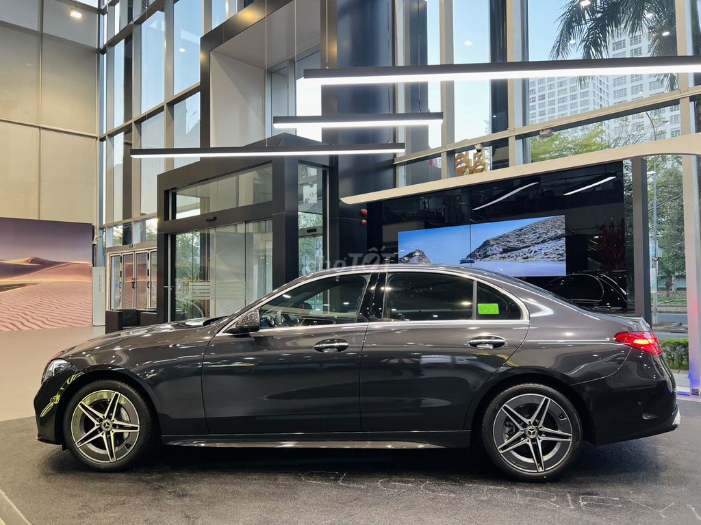 Mercedes-Benz 2026 - ảnh 4