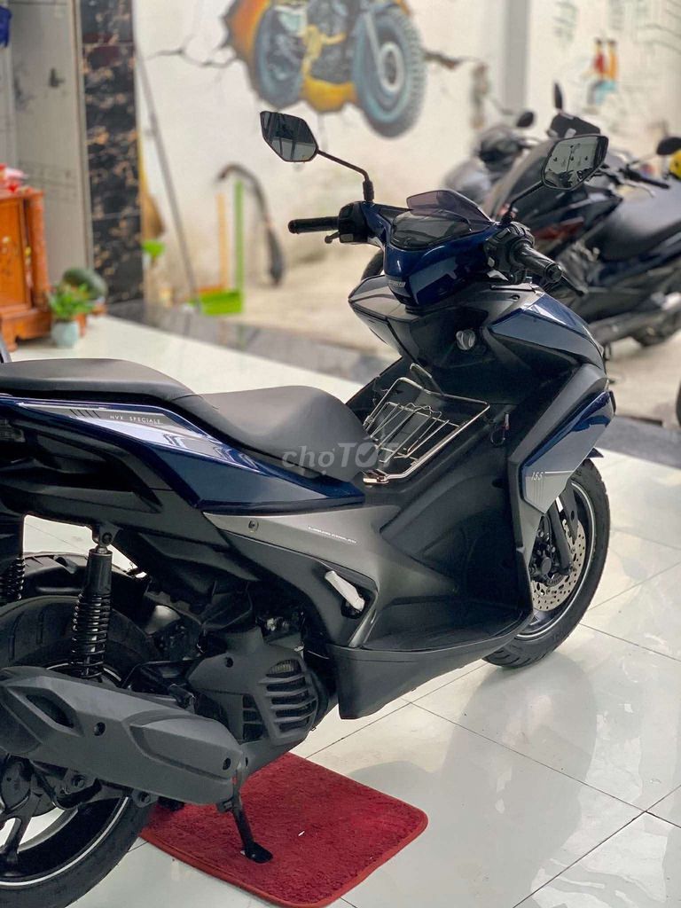 Yamaha NVX 2017 - ảnh 2