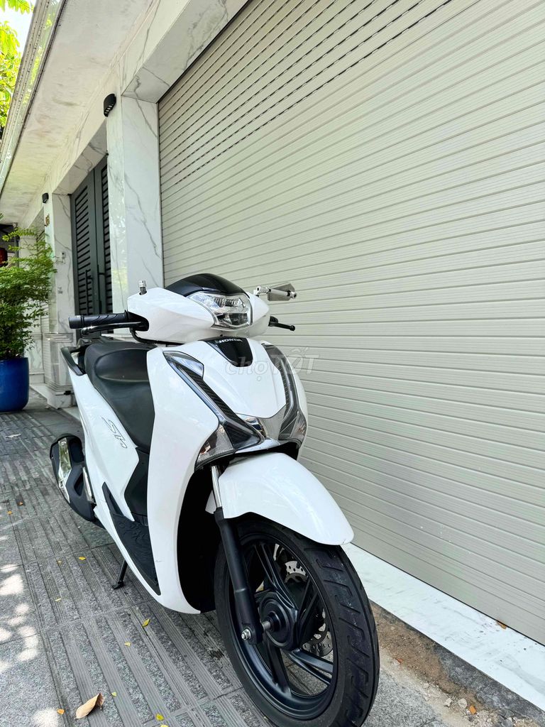 Honda SH 2018 - ảnh 1
