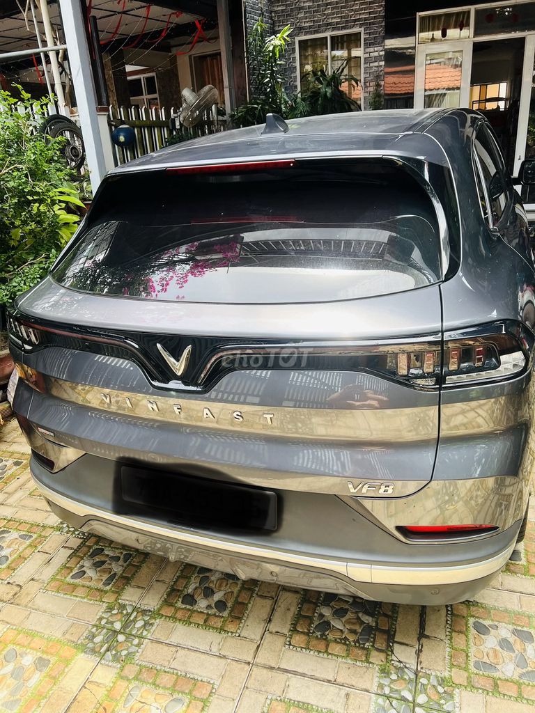 VinFast VF8 Plus - ảnh 4