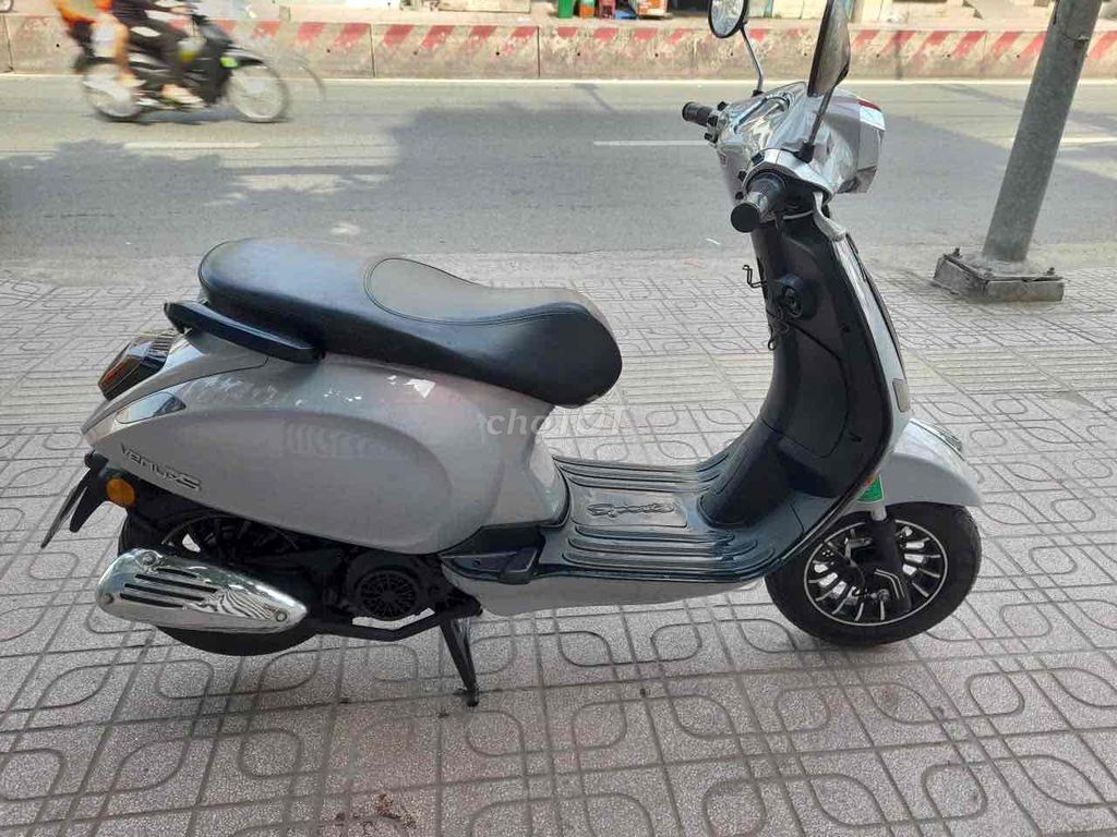 Vespa 2022 - ảnh 5