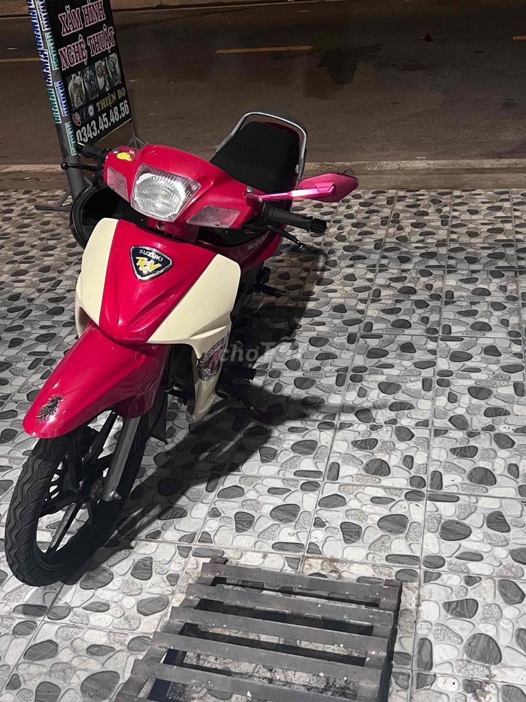 Suzuki 2000 - ảnh 2