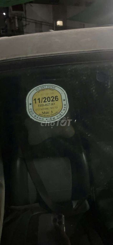 Toyota Hiace 2001 - ảnh 2