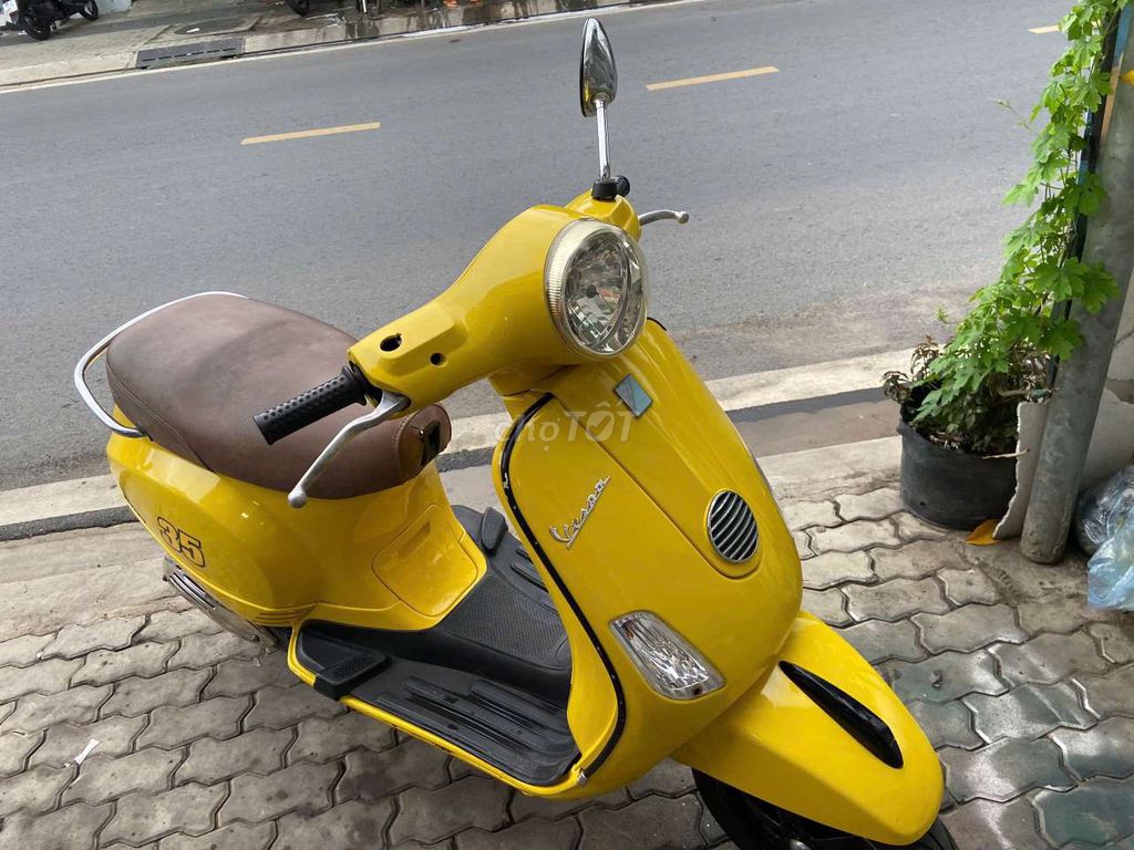 Piaggio Vespa 2010 - ảnh 1