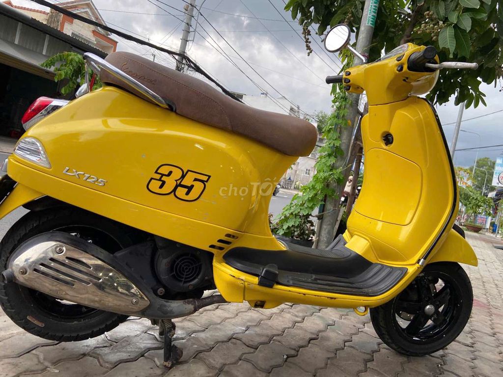 Piaggio Vespa 2010 - ảnh 2