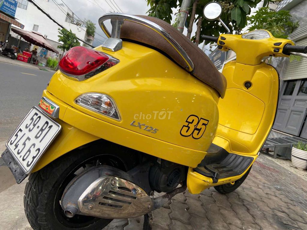 Piaggio Vespa 2010 - ảnh 5