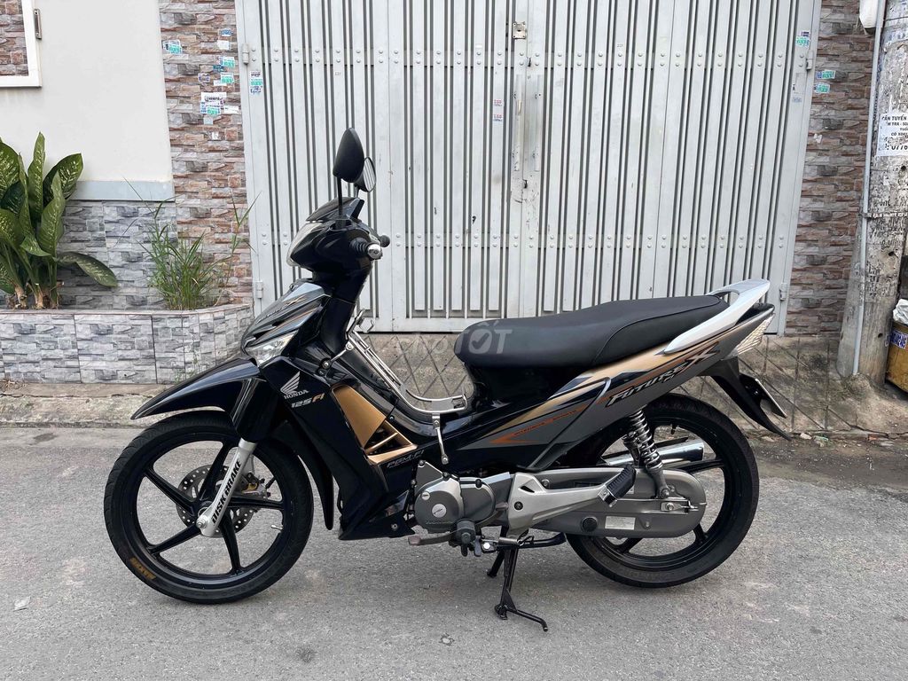 Honda 2011 - ảnh 2