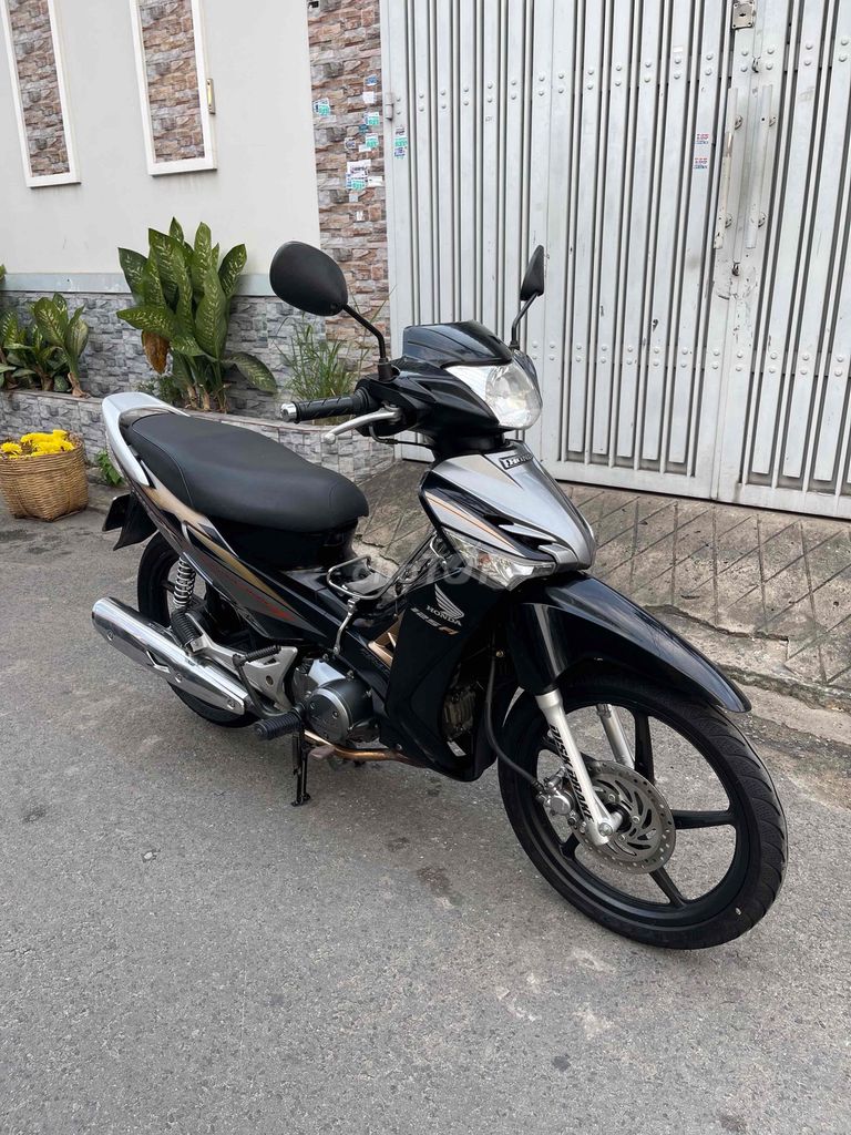 Honda 2011 - ảnh 3