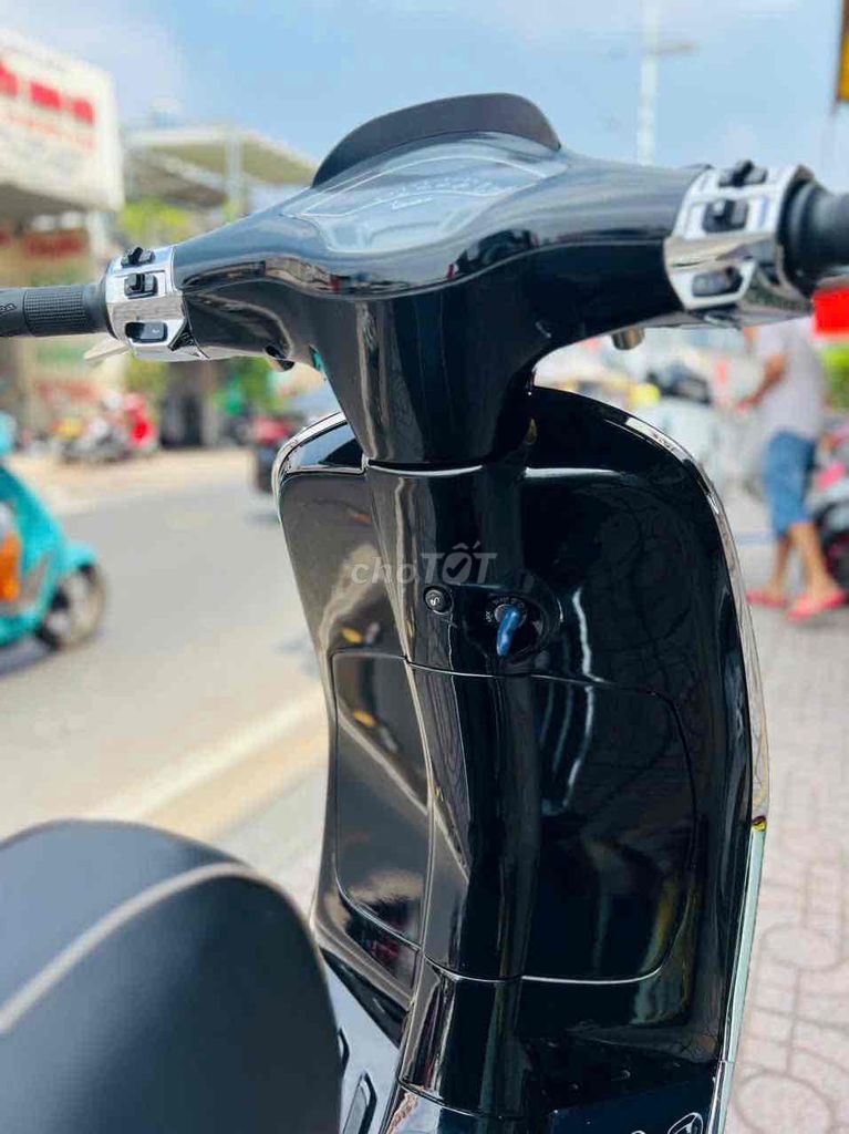 Vespa Sprint 2022 - ảnh 2