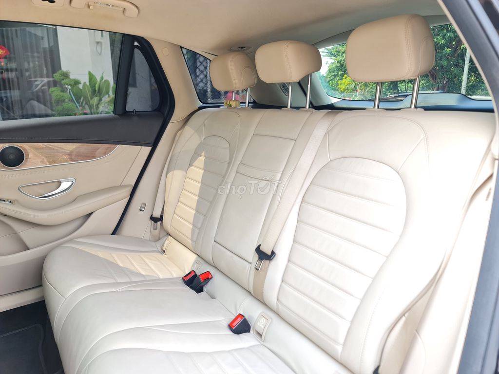 Mercedes-Benz GLC 2019 - ảnh 5