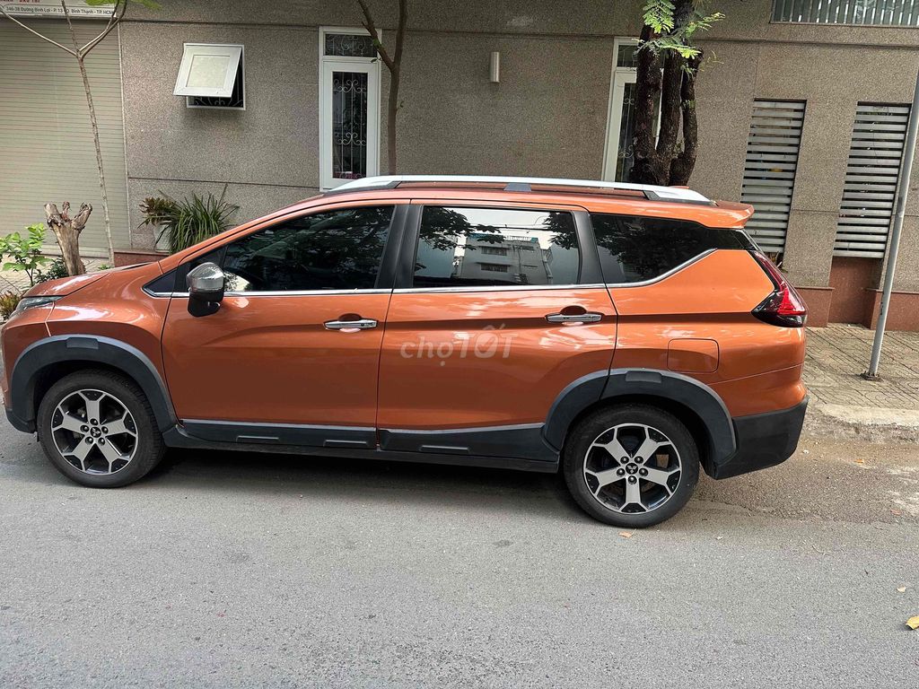 Mitsubishi Xpander Cross 2022 - ảnh 3