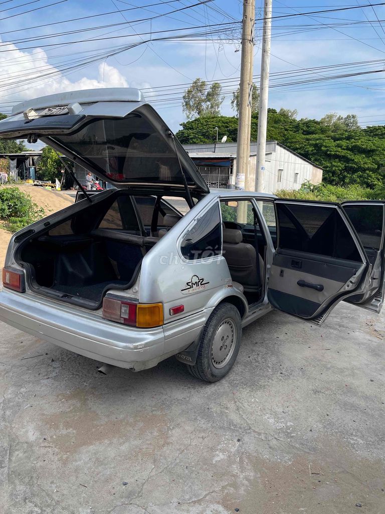 Toyota Corolla - ảnh 3