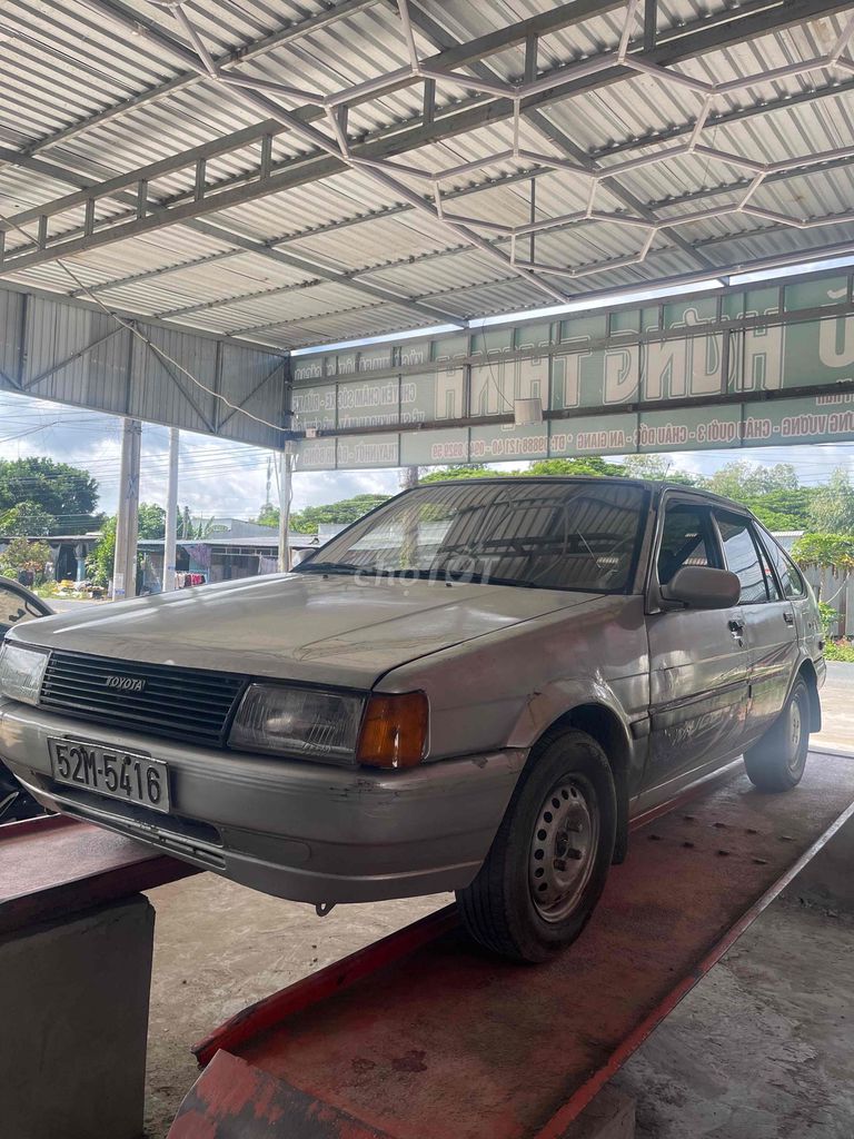 Toyota Corolla - ảnh 4