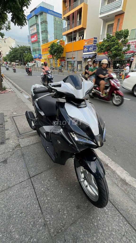 Honda Air Blade 2017 - ảnh 2