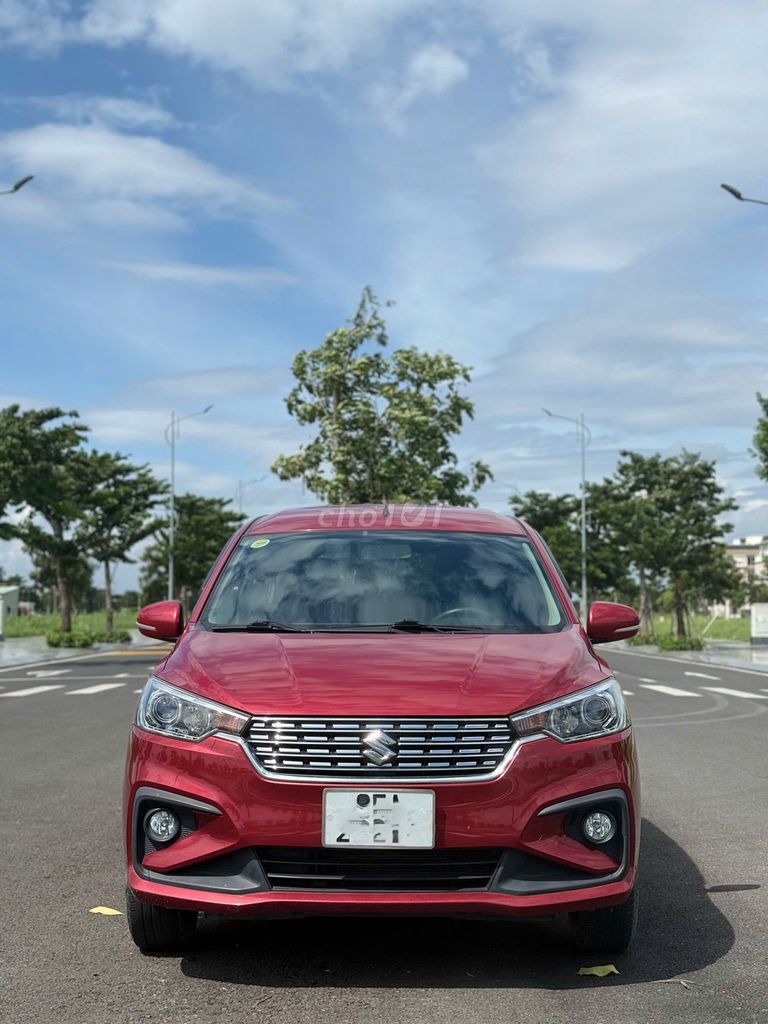 Suzuki Ertiga 2021 - ảnh 1