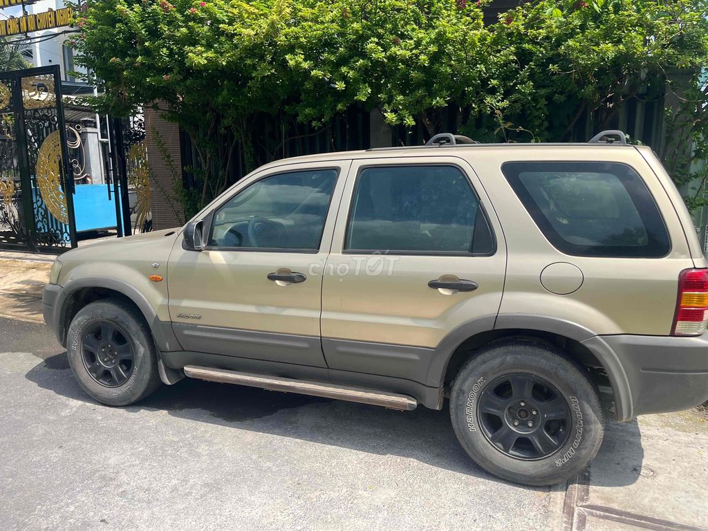 Ford Escape 2001 - ảnh 2
