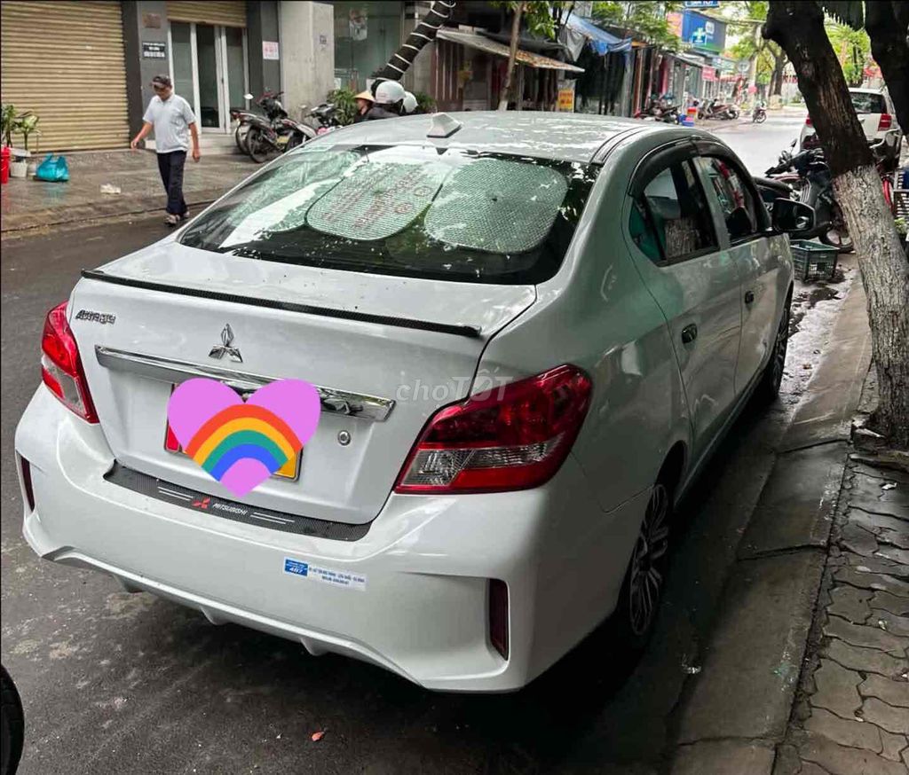Mitsubishi Mirage - ảnh 2