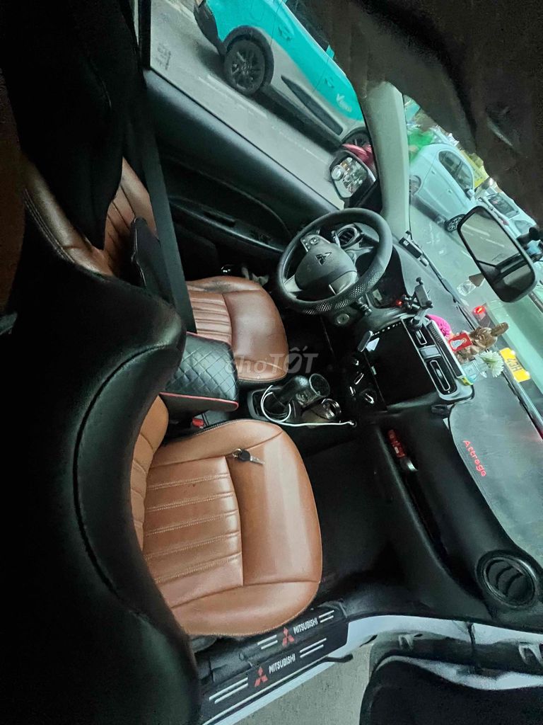 Mitsubishi Mirage - ảnh 5